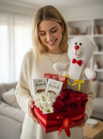 Beyaz Ayıcık & Damak Çikolatalı Aşk Kutusu