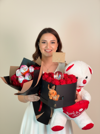 Sürprizler Kutusu (Ayı & Çikolata & Gül)